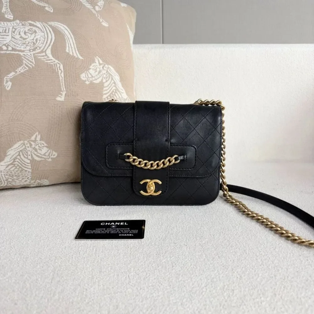 Chanel Women Pre-Loved Bag Very Good Condition